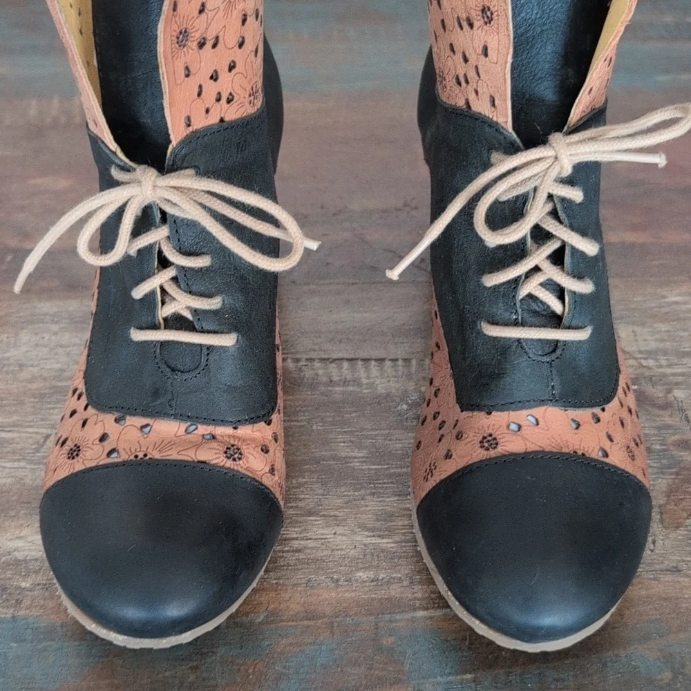 Brako Floral Perforated Tan & Black Leather Heeled Ankle Boots - Women's 38/7.5